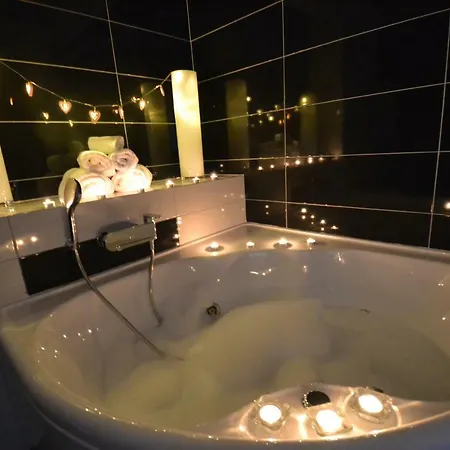 Luxury Four Star Apartment