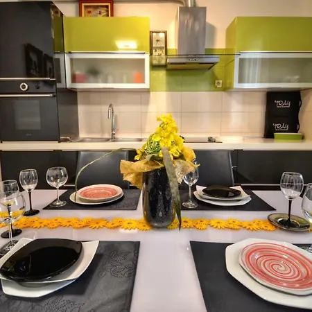 Luxury Four Star * Podstrana